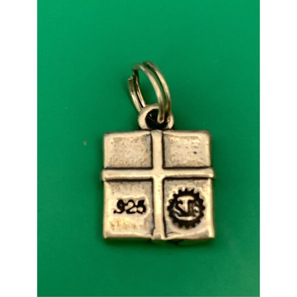 .925 Gift Sterling Silver Jewelry Charm #celebration - Picture 2 of 3